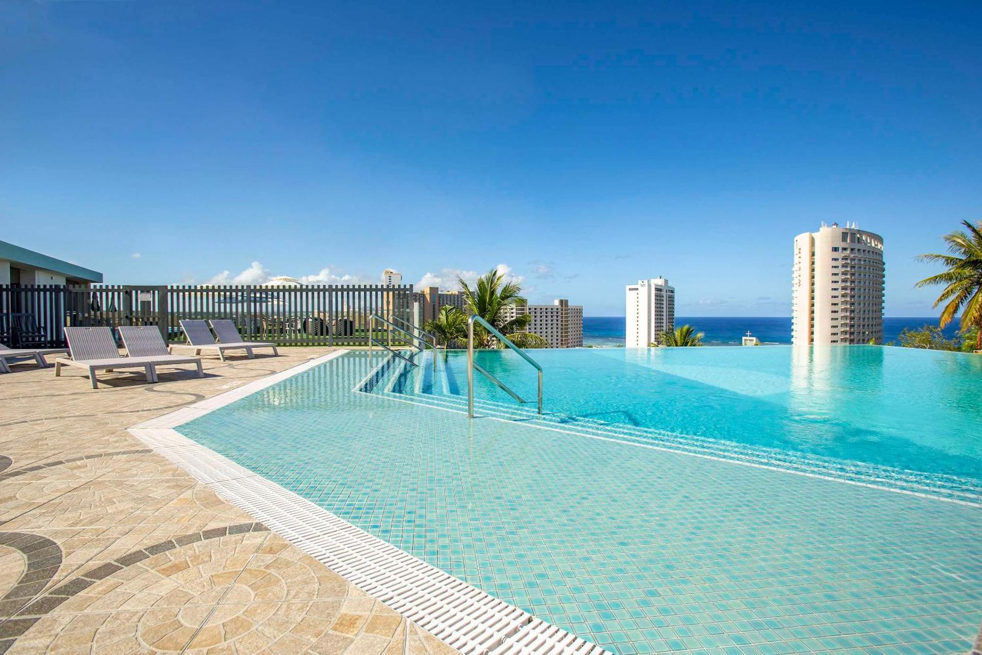 The Bayview Hotel Guam Тумон Экстерьер фото